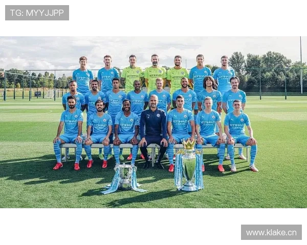 顶级锋线对决：本赛季进攻火力与状态走势分析