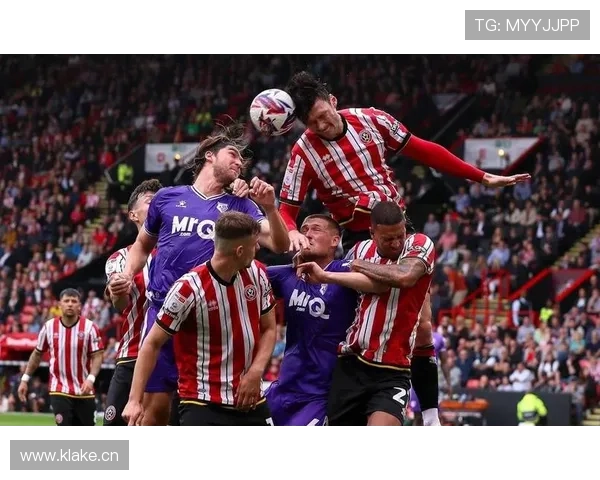 谢菲联英冠冠军赛季回顾：近年冲超征程与关键表现分析