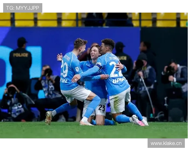 那不勒斯队友眼中 Osimhen