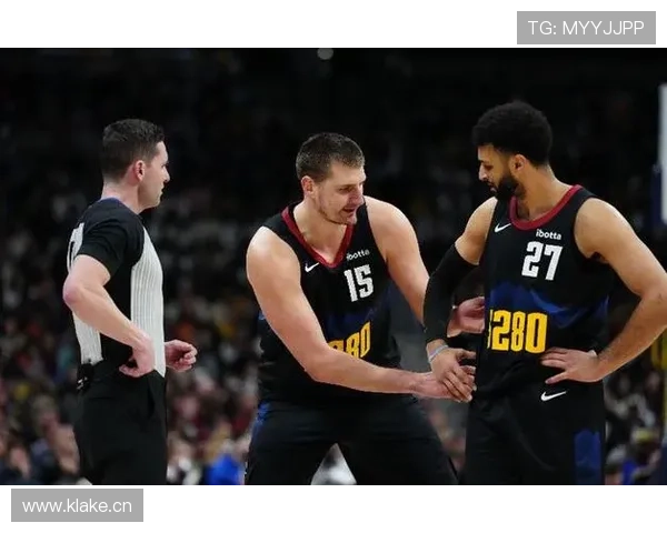 乐福内线高效篮板抢夺助力球队提升篮板控制力